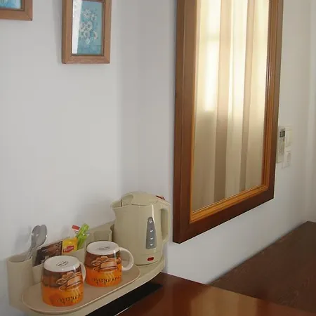 Philippi Otel 2*