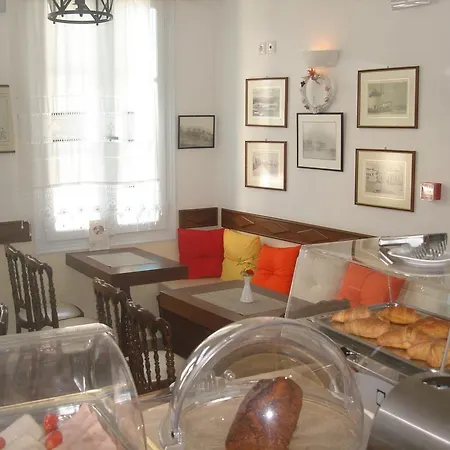 Philippi Otel 2*